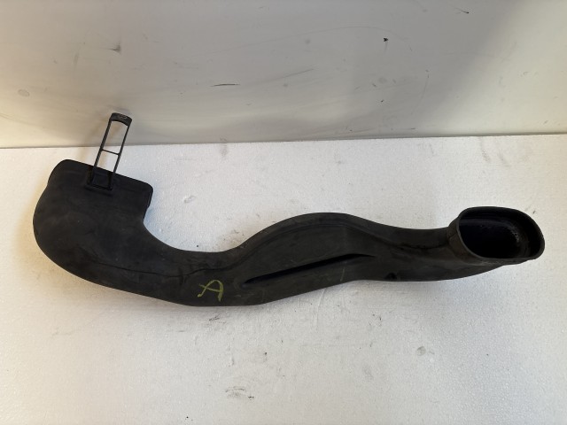 Opel Astra J 2009-2015 Levegő beömlőcső Használt