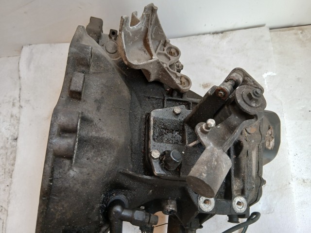 Opel Astra J 2009-2015 Váltó 1.4  a14xer 5 sebességes f17w419