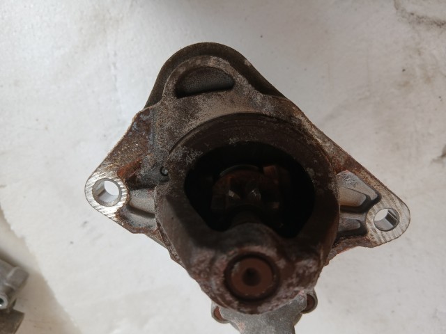 Opel Corsa E 1.4 Önindító    
