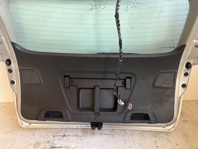 11668 Opel Astra J kombi 2009-2015 Csomagtérajtó Z176 Ezüst