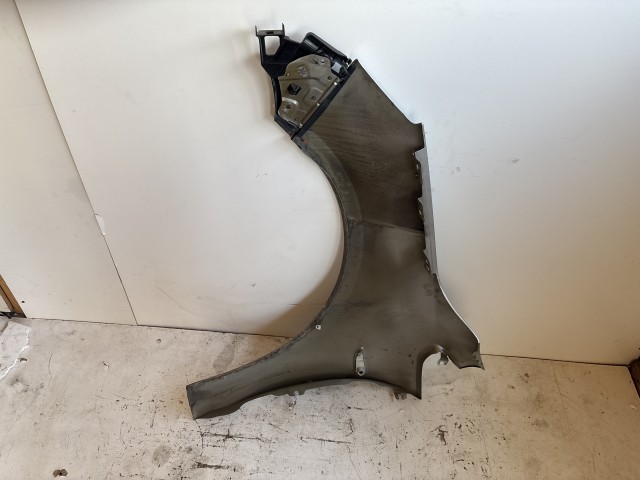 11172 Opel Astra J 2009-2015 Jobb első Sárvédő Ezüst Z176