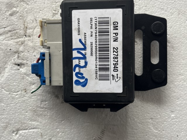 Opel Antara 2006-2015 vonóhorog elektronika
