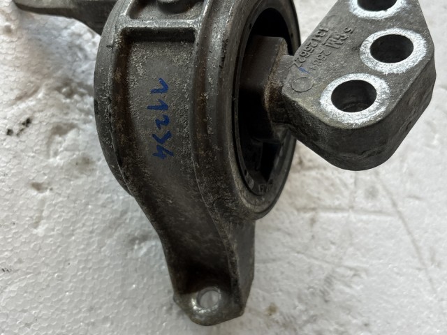 Opel Meriva B 2010-2017 motortartó bak diesel