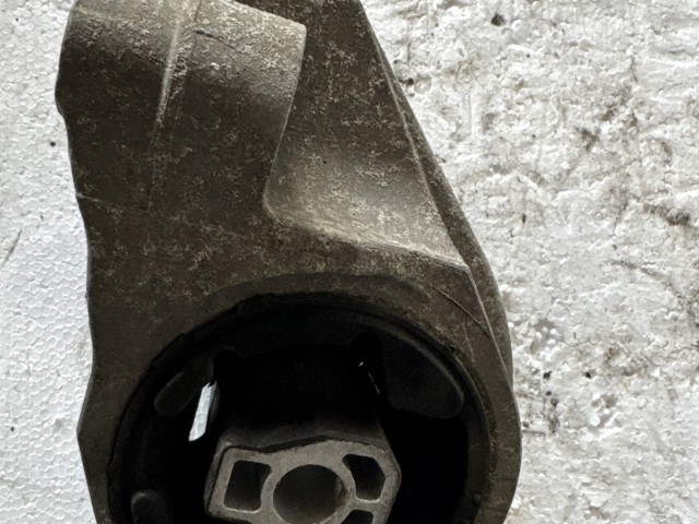 Opel Antara 2006-2015 motortartó hátsó kitámasztó bak