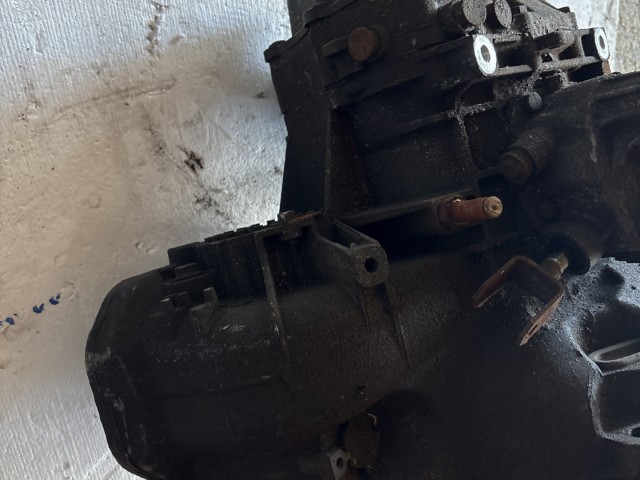 Opel Corsa D 2006-2014 Váltó Használt  a13dtc