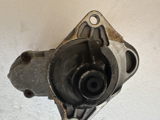 Opel Corsa E 2014-2019 Önindító Használt   1.4