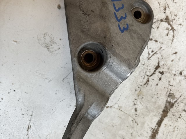 Opel Astra J 2009-2015 motortartó bak 1.7 cdti