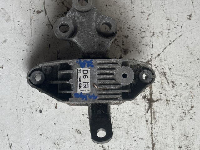 Opel Astra J 2009-2015 motortartó bak 1.6 benzin