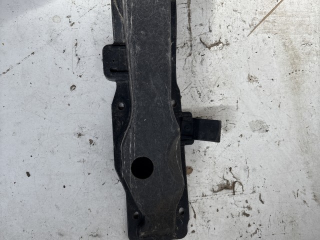 Hyundai I 30 2007-2011 hátsó Lökhárító tartó Használt