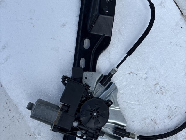 Opel Astra J 2009-2015 bal első Ablakemelő Szerkezet Elektromos