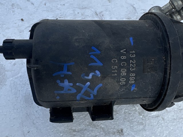 Opel Astra H 2004-2010 2004-2010 Gázolajszűrő Ház Használt