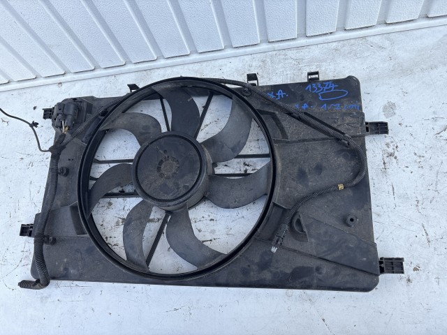 Opel Astra J 2009-2015 Hűtőventilátor Használt   