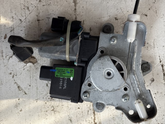 Opel Antara 2006-2015 bal első Ablakemelő szerkezet elektromos