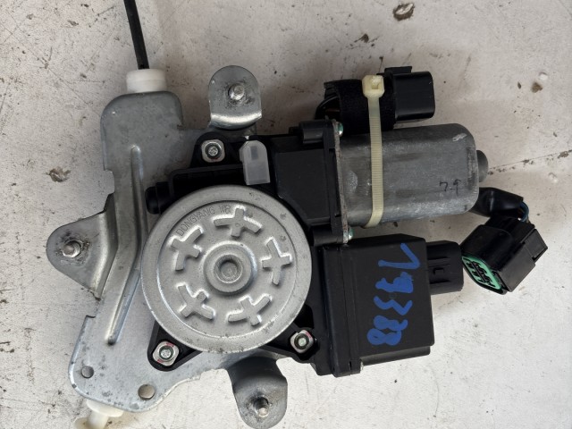 Opel Antara 2006-2015 bal első Ablakemelő szerkezet elektromos