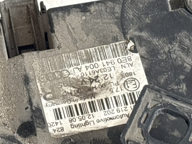 11407 Audi A4 B7 2004-2008 Jobb első Lámpa Fényszóró