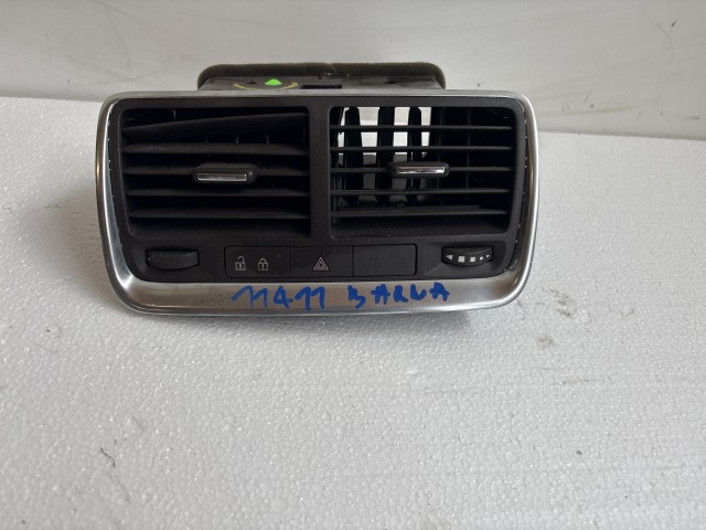 Opel Meriva B 2010-2017 Középső Szellőző barna