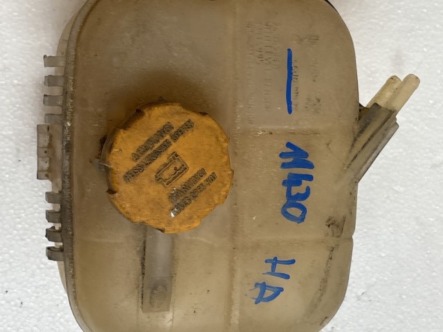 Opel Astra H 2004-2010 2004-2010 Kiegyenlítő tartály jeladós