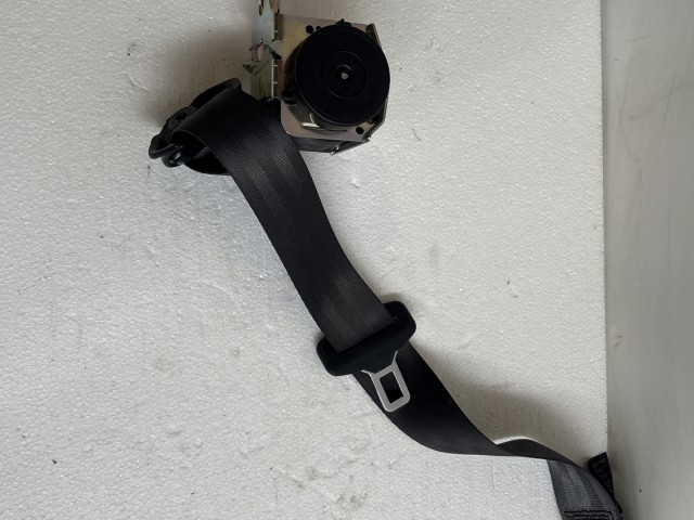 Opel Corsa E 2014- 2014-2019 Biztonsági öv Használt Jobb hátsó 