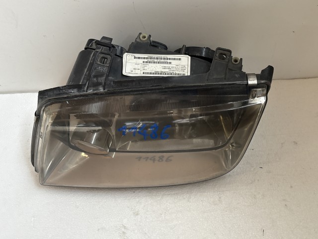 11486 Volkswagen Bora 1998-2005 Bal első Lámpa Fényszóró