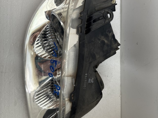 11500 Fiat Punto III. 2003-2010 Jobb első Lámpa Fényszóró