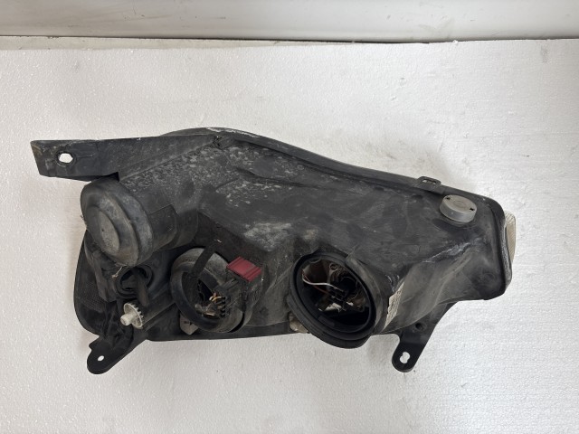 11496 Opel Corsa C 2000-2006 Jobb első Lámpa Fényszóró