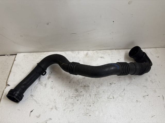 Opel Astra J 2009-2015 Intercooler cső 1.6 cdti