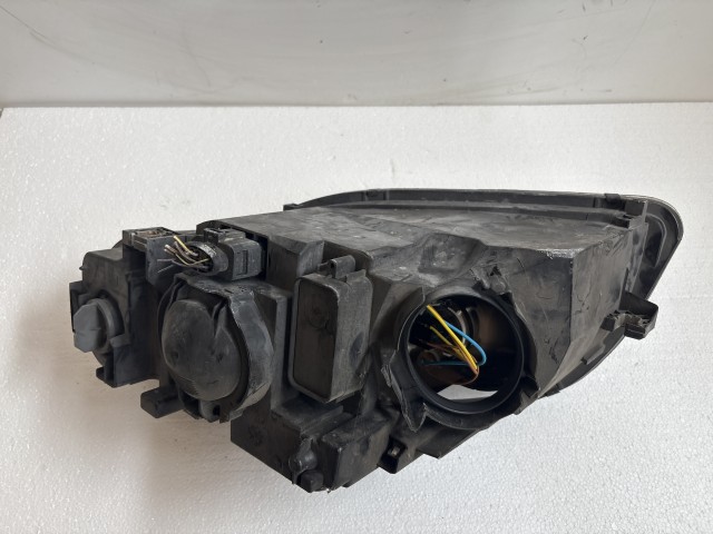 11407 Audi A4 B7 2004-2008 Jobb első Lámpa Fényszóró