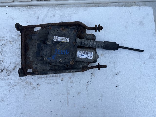 Opel Meriva B 2010-2017 elektromos kézifék motor