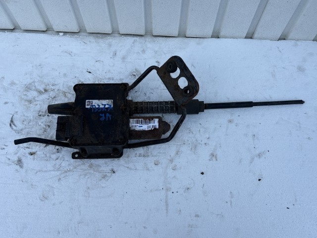 Opel Astra J 2009-2015 elektromos kézifék motor