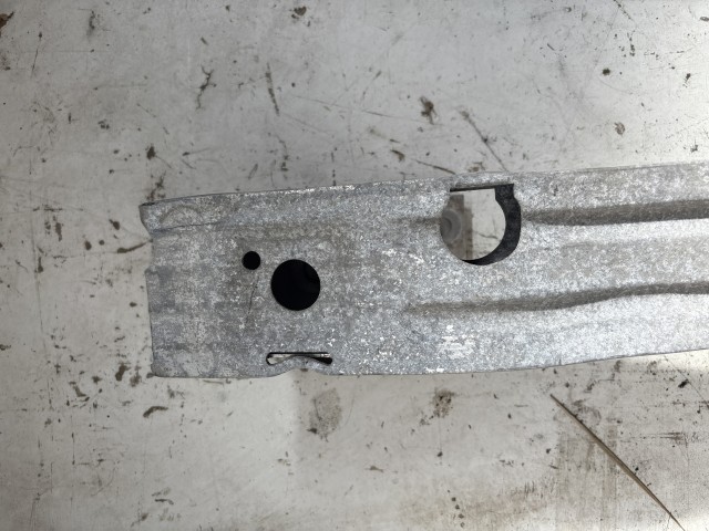 Opel Astra J 2009-2015 Hátsó Lökhárító tartó