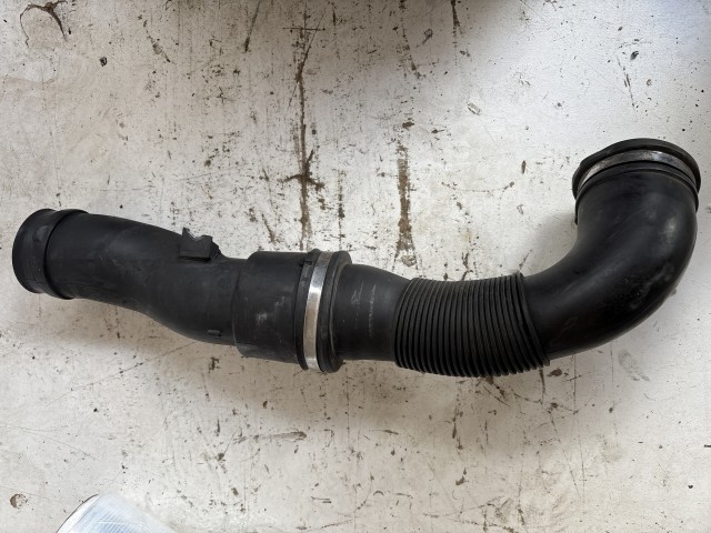 Opel Astra J 2009-2015 Levegő beömlőcső Használt