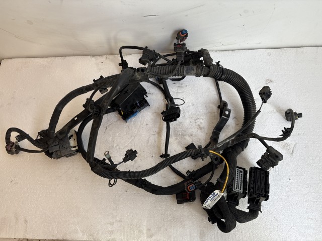 Opel Corsa E 2014- 2014-2019 motor kábel kötegek Használt