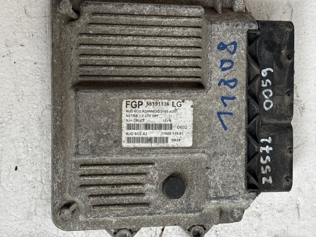 Opel H astra 2004-2014 Motorvezérlő Használt z13dth