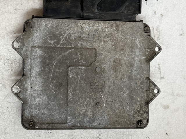 Opel Astra H 2004-2010 2004-2010 Motorvezérlő Használt   