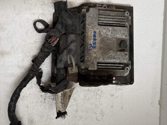 Opel Zafira B 2005-2014 2005-2014 Motorvezérlő Használt   