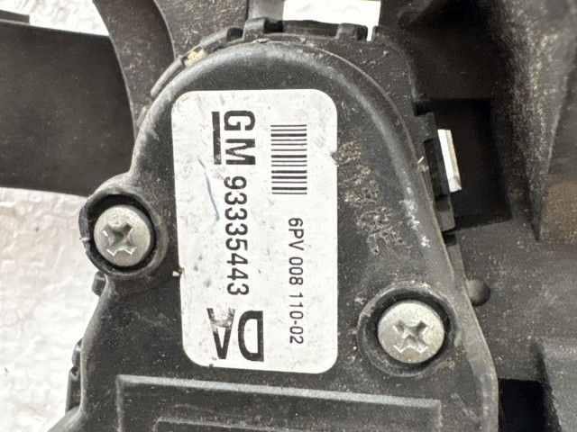 Opel Meriva A 2003-2010 Gázpedál Használt   