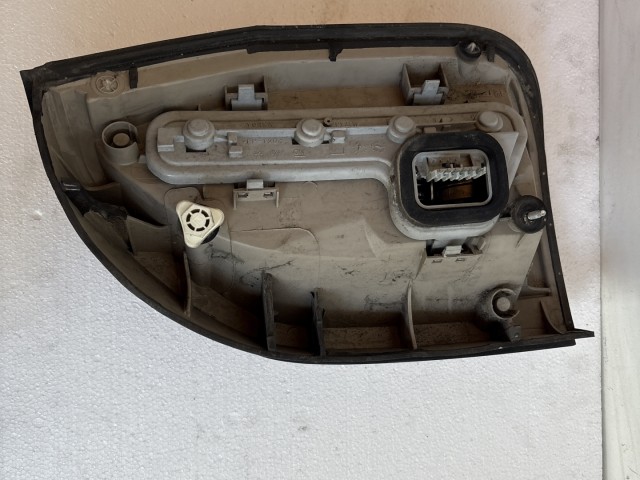 11989 Opel Zafira A 1999-2005 1999-2005 Lámpa , Fényszóró Használt Bal hátsó