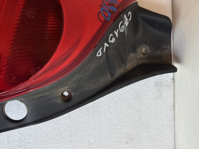 11990 Renault Clio III. 2007-2014 Lámpa , Fényszóró Használt Bal hátsó