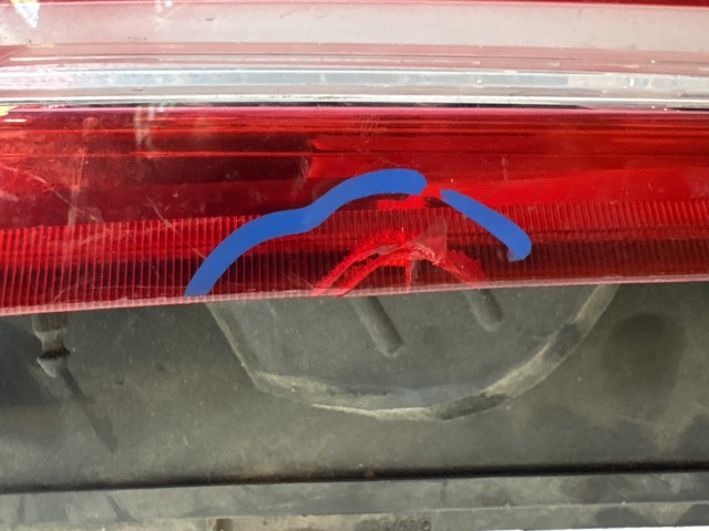 11998 Ford C-max 2008-2010 Jobb hátsó Lámpa Fényszóró ledes