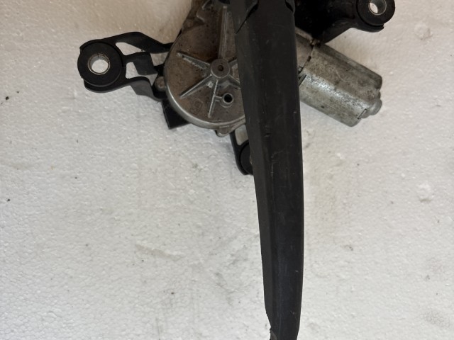 Opel H astra 2004-2014 Hátsó Ablaktörlő motor
