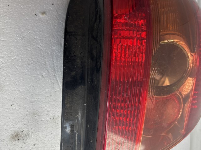 12100 Toyota Corolla 2001-2007 Bal hátsó Lámpa
