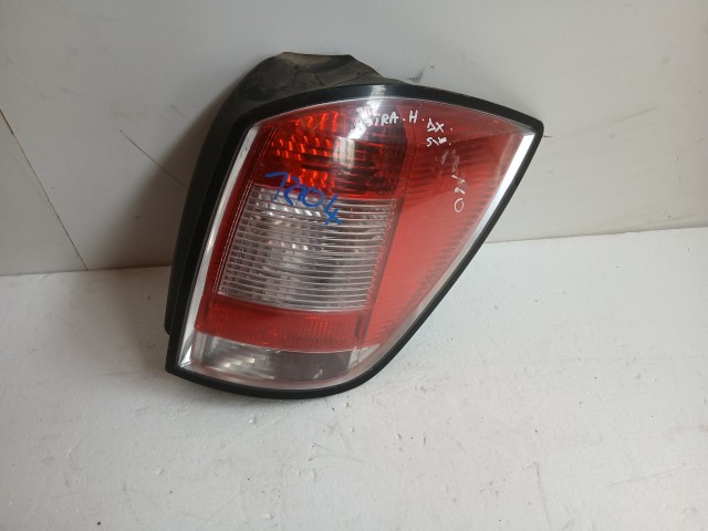 12104 Opel H astra 2004-2014 Lámpa , Fényszóró  Jobb hátsó