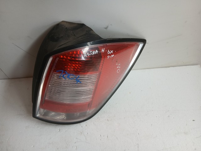 12104 Opel H astra 2004-2014 Lámpa , Fényszóró  Jobb hátsó