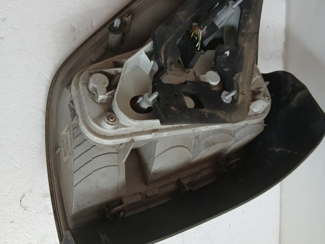12104 Opel H astra 2004-2014 Lámpa , Fényszóró  Jobb hátsó