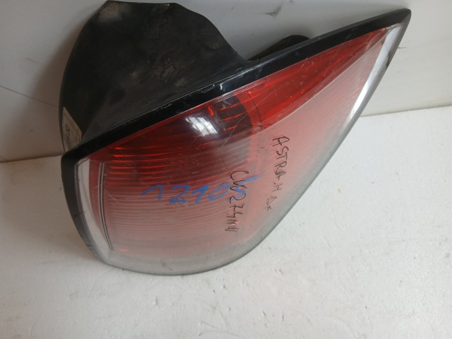12102 Opel H astra 2004-2014 Jobb hátsó Lámpa kombi
