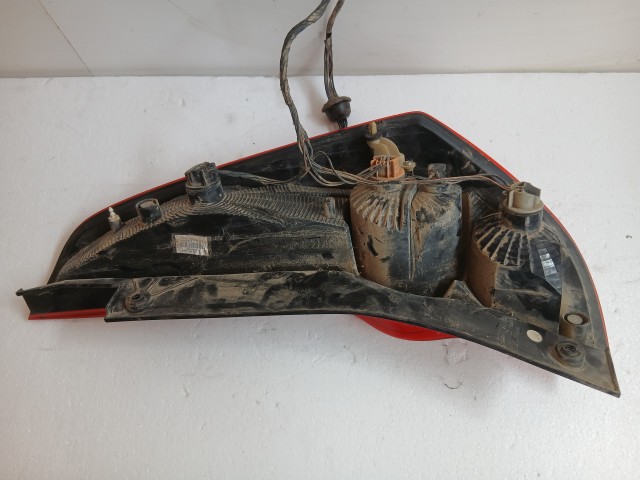 12107 Opel Agila 2008-2014 Bal hátsó Lámpa
