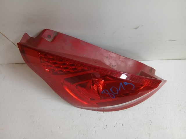 8019 Ford Fiesta 2008-2017 Bal hátsó Lámpa