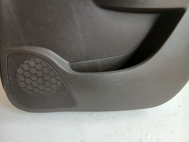 Opel Meriva B 2010-2017 Ajtókárpit Használt bőr és műanyag jobb hátsó Barna 