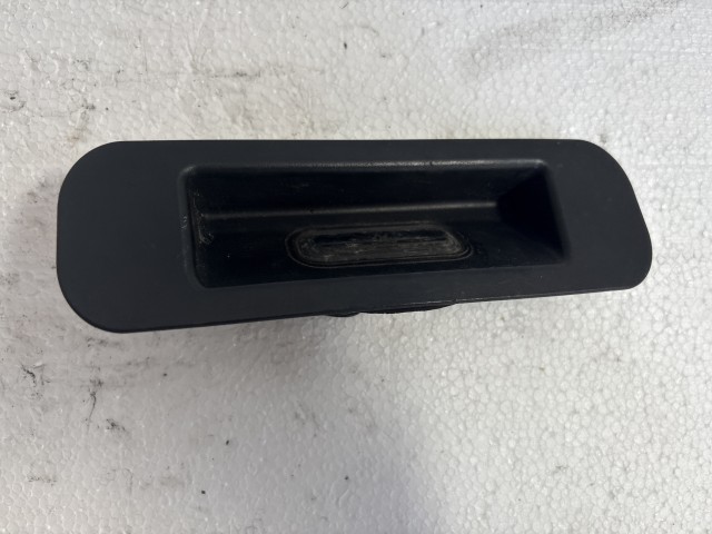Opel Astra J 2009-2015 Csomagtérajtó mikrokapcsoló kombi