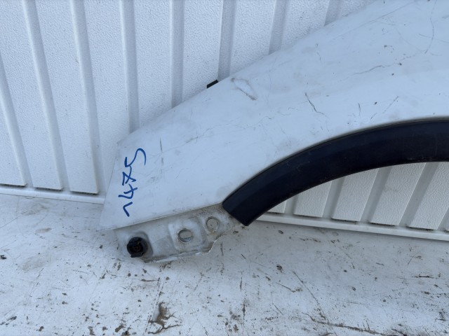 1475 Opel Corsa C 2000-2009 Bal első Sárvédő Fehér